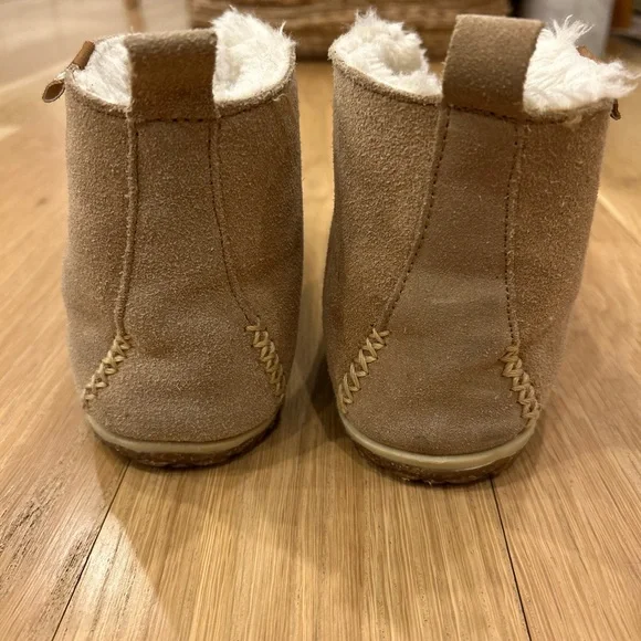 Women’s Minnetonka Tucson Slipper boot- Size 8.5 - Picture 4 of 9